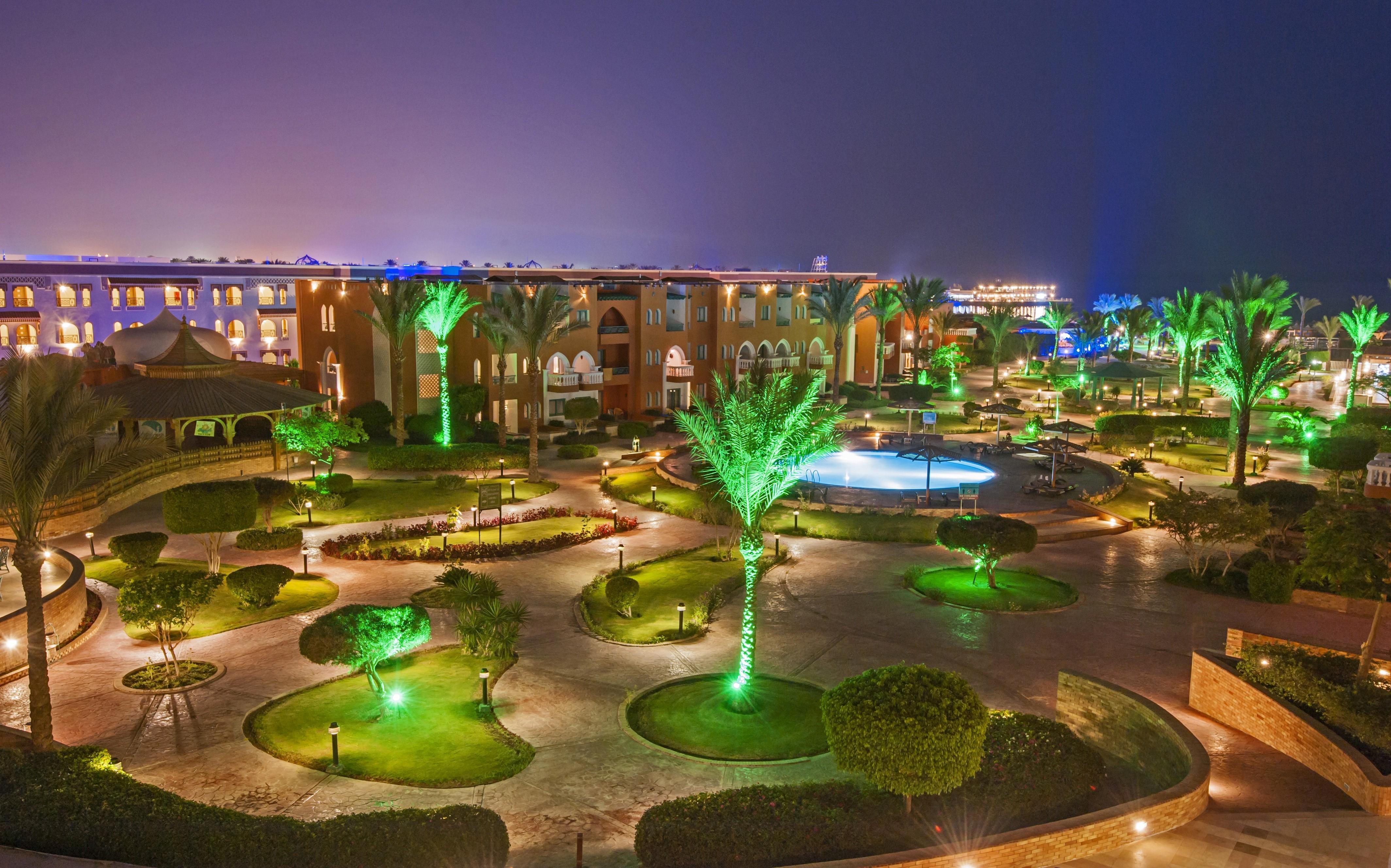 Sunrise Garden Beach Resort Hurghada Esterno foto El Alamein