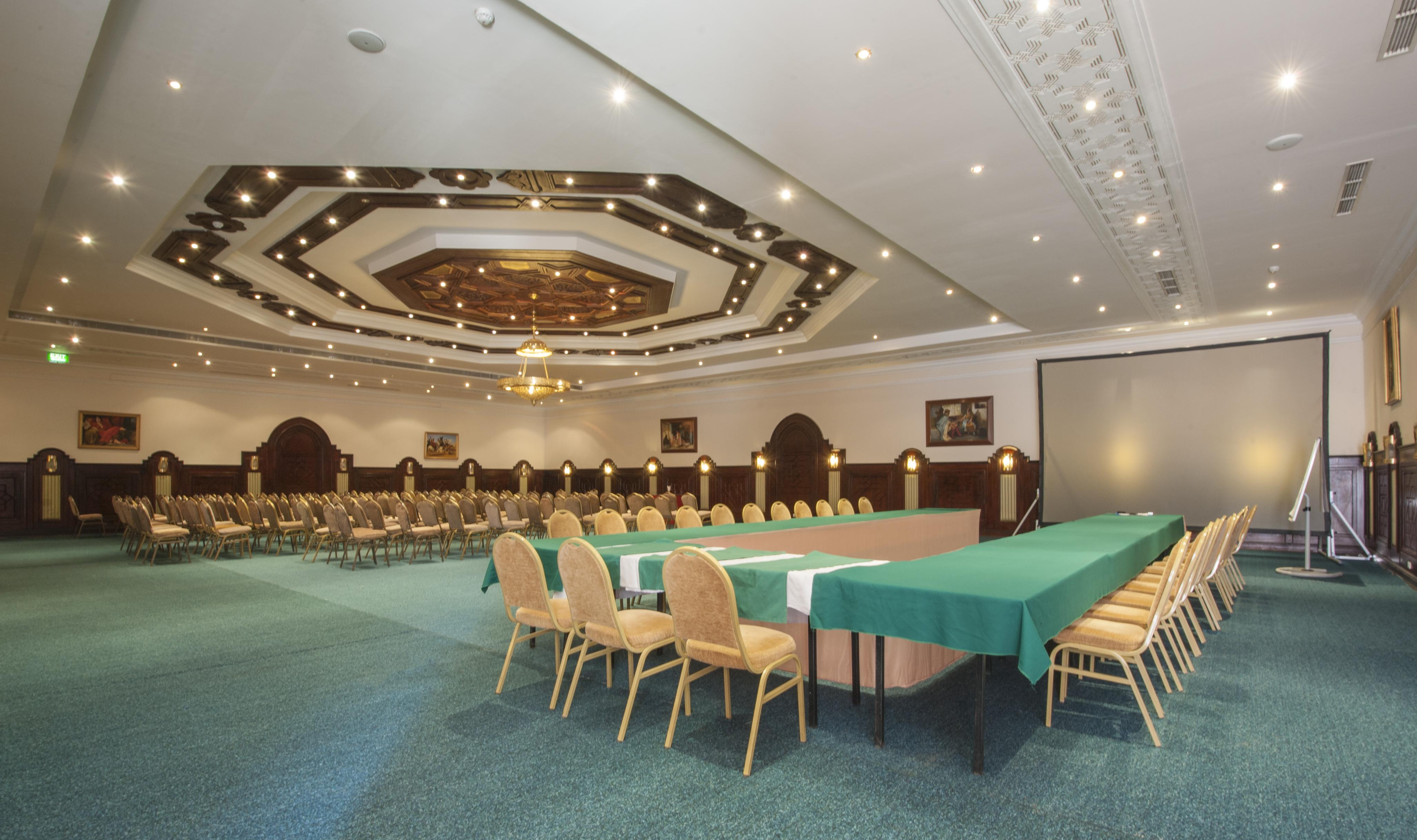 Sunrise Garden Beach Resort Hurghada Esterno foto The conference hall