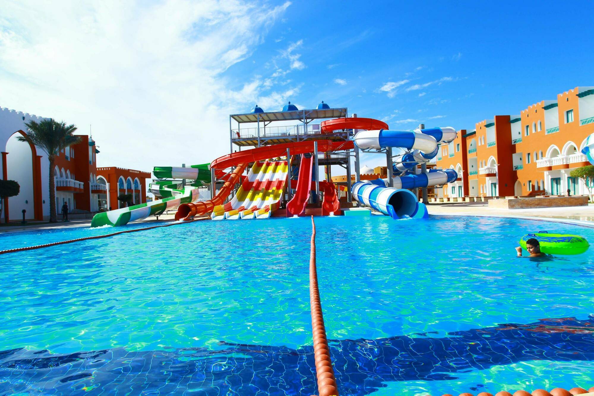 Sunrise Garden Beach Resort Hurghada Esterno foto Aqua Park