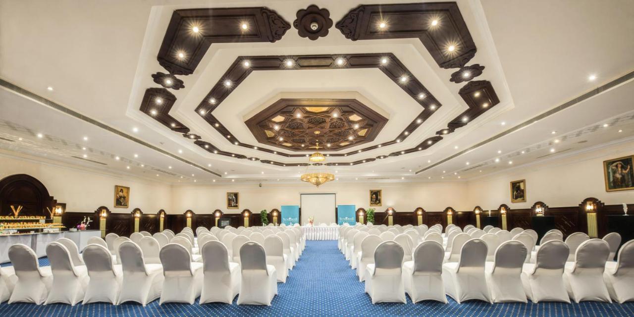 Sunrise Garden Beach Resort Hurghada Esterno foto The ballroom at the hotel